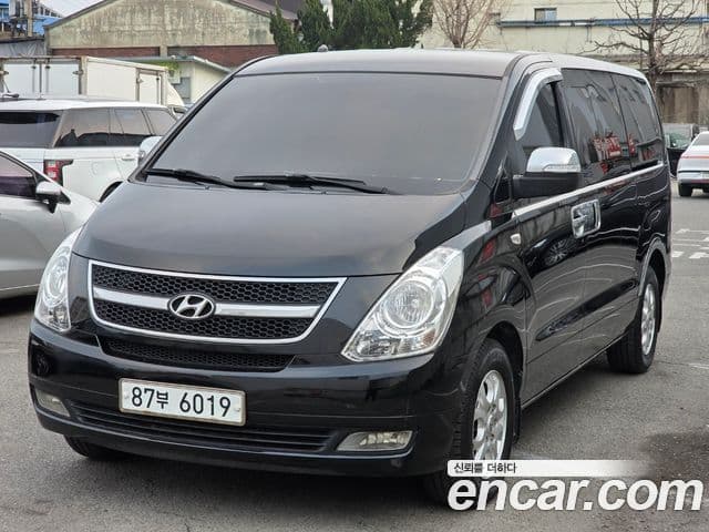 Hyundai Grand Starex CVX Luxury, 2012 1
