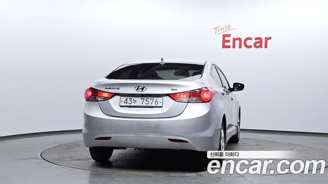 Hyundai Avante MD M16 GDI Avenue, 2013 4