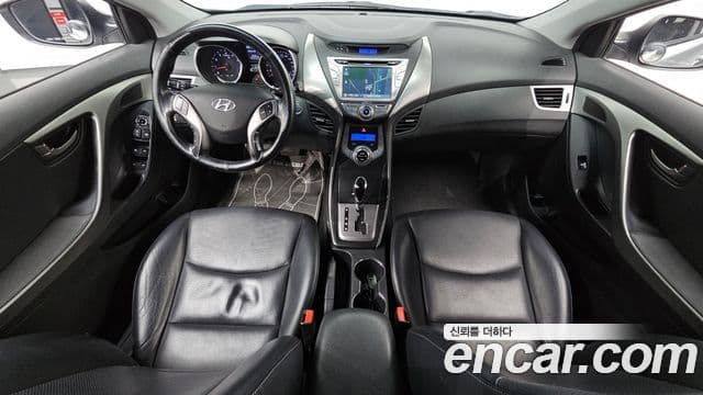 Hyundai Avante MD M16 GDI Avenue, 2013 7