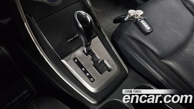 Hyundai Avante MD M16 GDI Avenue, 2013 9