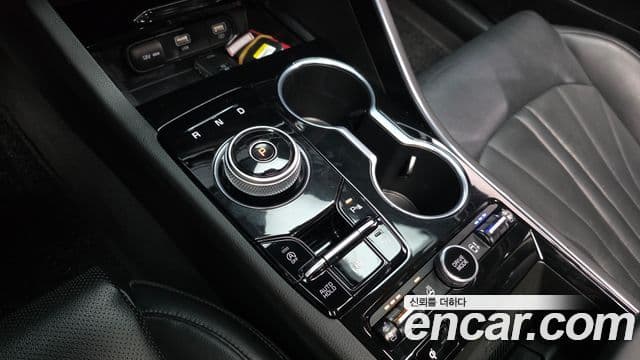 Kia K5 3세대 Signature, 2020 9