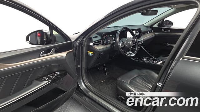 Kia K5 3세대 Signature, 2020 10