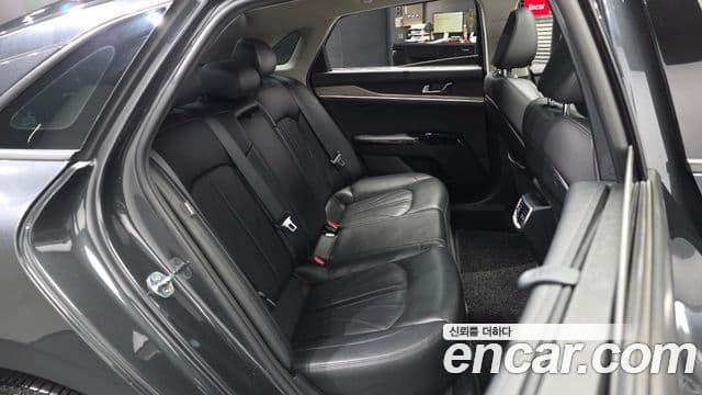 Kia K5 3세대 Signature, 2020 12