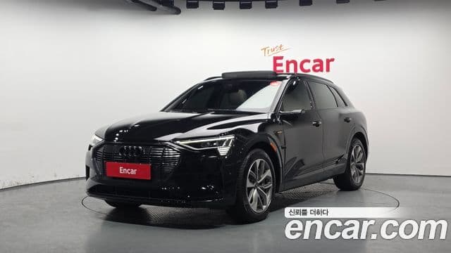 Audi e-Tron, 2022 1