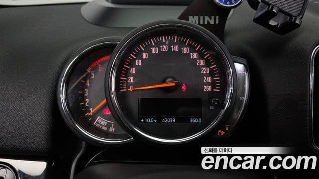 Mini Cooper D Countryman 2세대, 2020 8