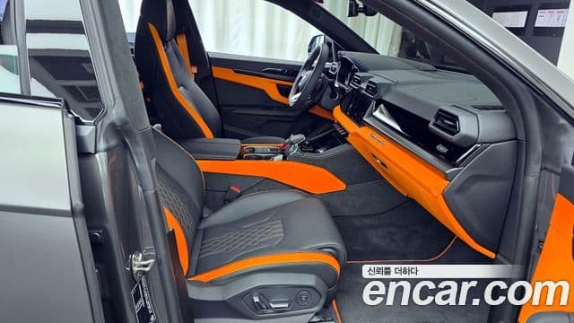 Lamborghini Urus 4.0 V8 SE, 2025 11