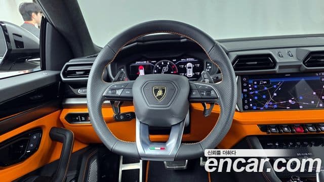 Lamborghini Urus 4.0 V8 SE, 2025 13