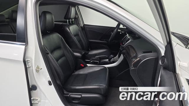 Honda 올뉴어코드 9세대, 2017 10