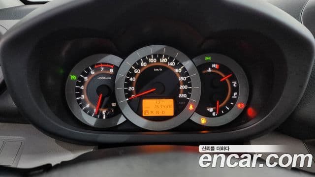 Toyota RAV4 3세대, 2012 8