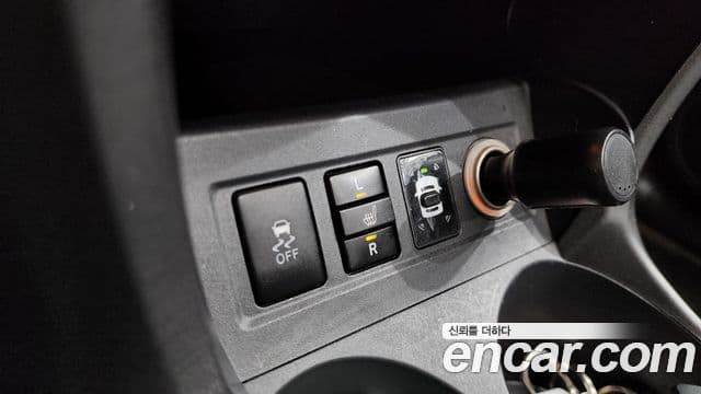 Toyota RAV4 3세대, 2012 18