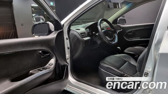 Kia All New Morning Deluxe, 2012 11