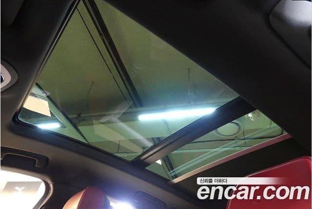 Porsche Macan 95B, 2024 18