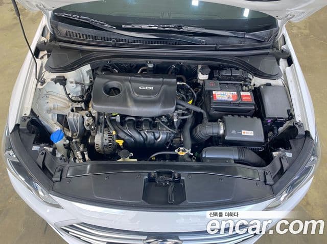 Hyundai Avante AD 1.6 GDI Value Plus, 2018 6