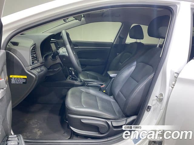 Hyundai Avante AD 1.6 GDI Value Plus, 2018 10