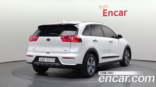 Kia Niro Prestige, 2017 2