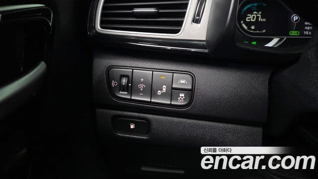 Kia Niro Prestige, 2017 13