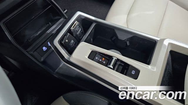 KG모빌리티(SsangYong) Torres EVX E7, 2024 9