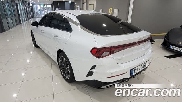 Kia K5 3세대 Signature, 2023 2