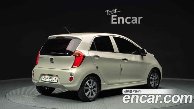 Kia All New Morning Deluxe Trendy, 2015 2