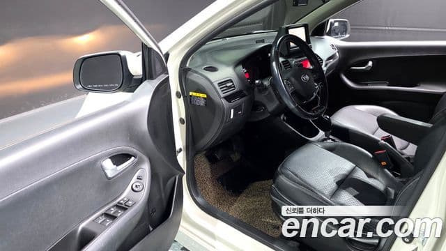 Kia All New Morning Deluxe Trendy, 2015 11