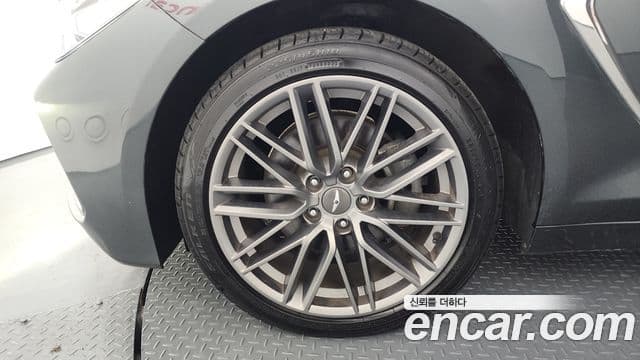 Genesis G70 Elite, 2019 все фото