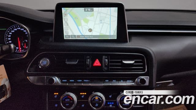 Genesis G70 Elite, 2019 16