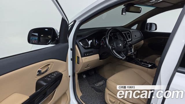 Kia The / новый New Carnival Prestige High Roof, 2019 10