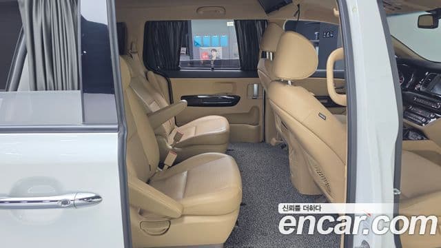 Kia The / новый New Carnival Prestige High Roof, 2019 12