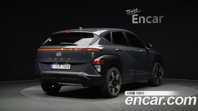 Hyundai Kona гибрид (SX2) Modern, 2023 2