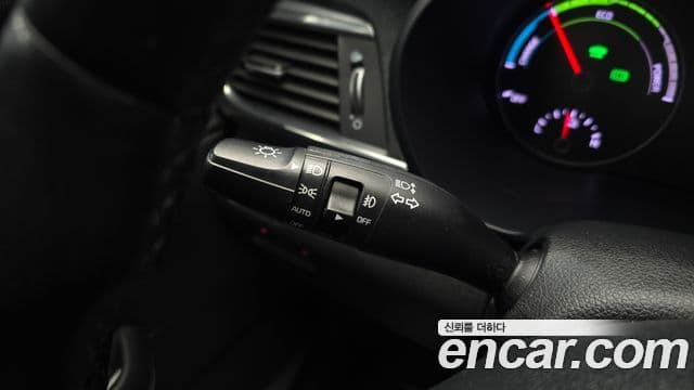 Kia K5 гибрид 2세대 Special, 2016 16