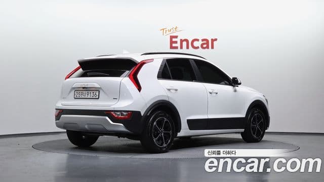 Kia D All New Niro Prestige, 2022 2