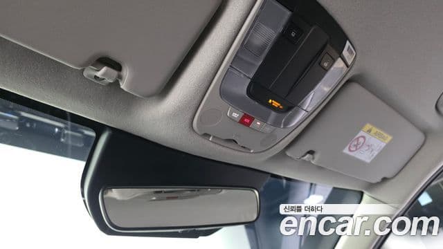 Kia D All New Niro Prestige, 2022 18