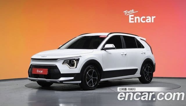 Kia D All New Niro Prestige, 2022 1