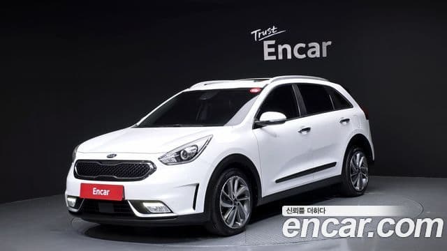 Kia Niro Noblesse, 2017 1