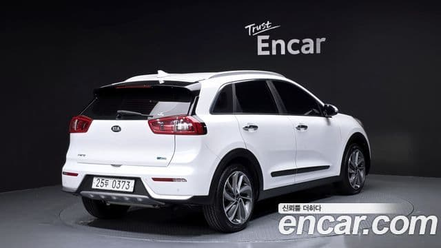 Kia Niro Noblesse, 2017 2
