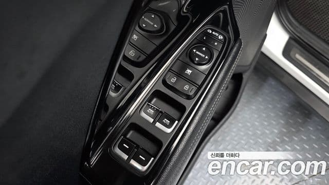 Kia Niro Noblesse, 2017 18