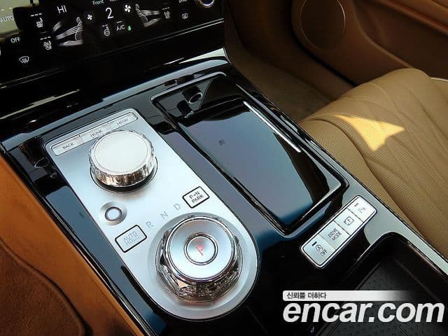 Genesis G80 (RG3) бензин 2.5 турбо AWD, 2025 10