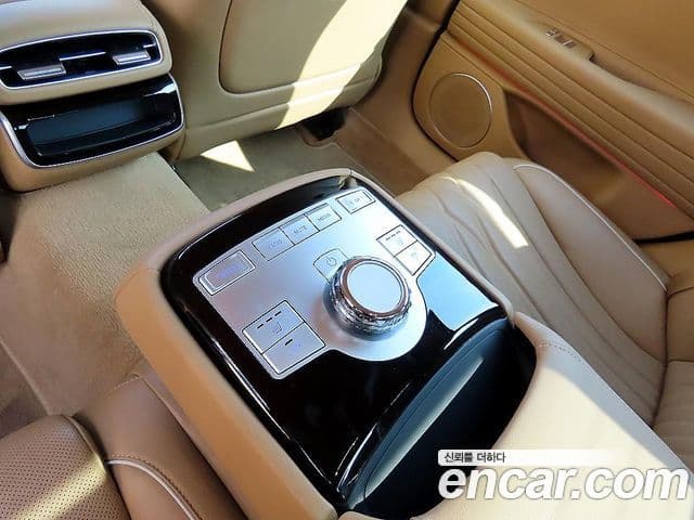 Genesis G80 (RG3) бензин 2.5 турбо AWD, 2025 16