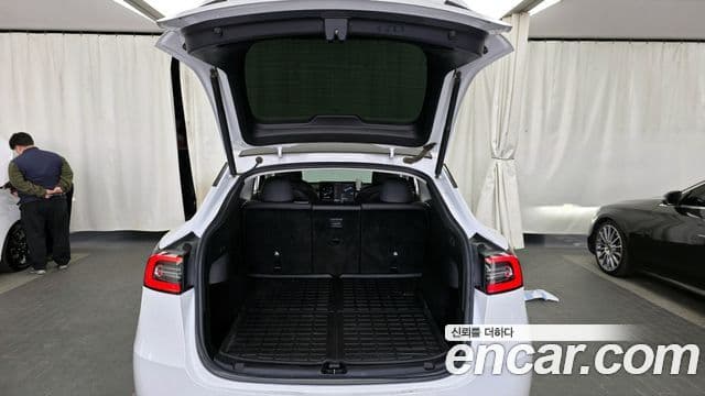 Tesla модель Y Long Range AWD, 2021 20