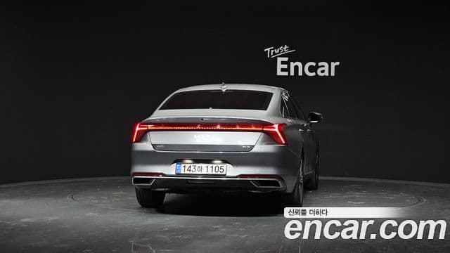 Kia K8 гибрид Signature, 2023 4