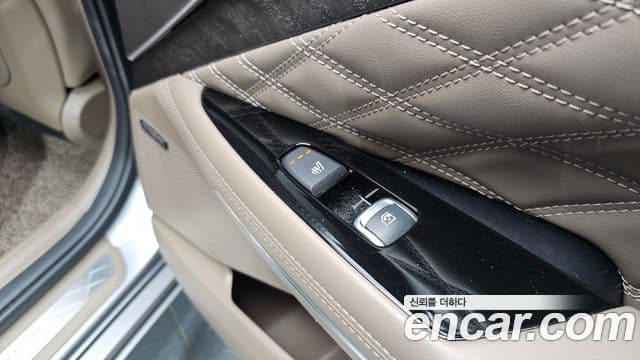 Kia K8 гибрид Signature, 2023 19