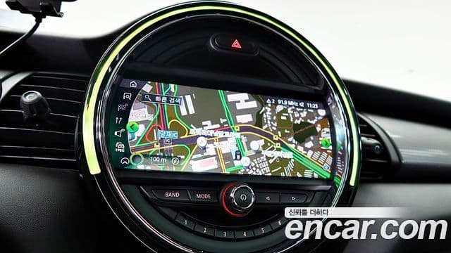 Mini Cooper 3세대, 2021 16