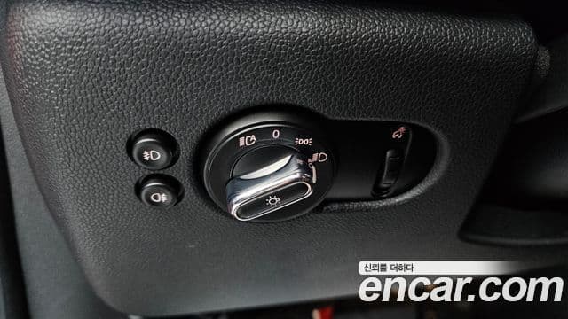 Mini Cooper 3세대, 2020 14