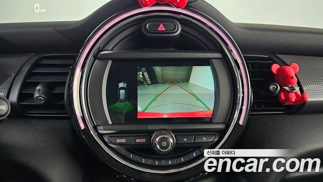 Mini Cooper 3세대, 2020 18