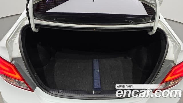 Hyundai Accent(новый кузов / новое поколение) Premium, 2016 20