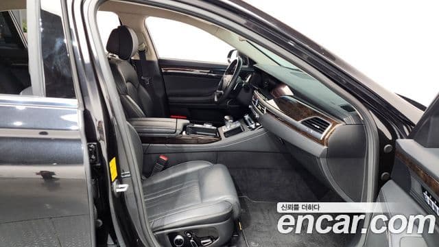 Genesis G90 Premium Luxury, 2019 11