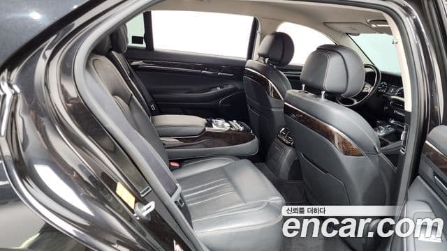 Genesis G90 Premium Luxury, 2019 12