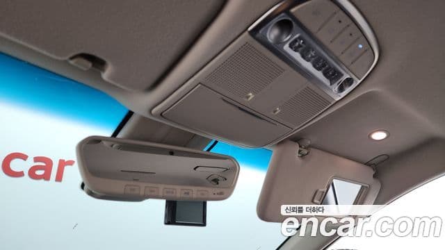 Genesis G90 Premium Luxury, 2019 19