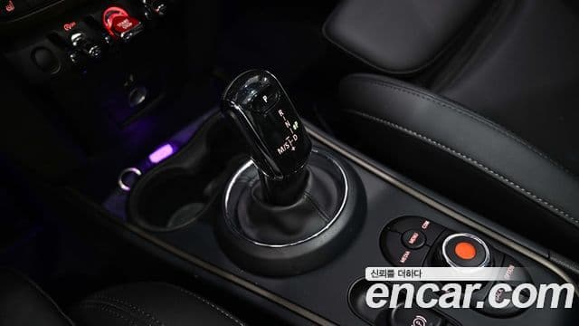 Mini Cooper Countryman 2세대, 2021 11