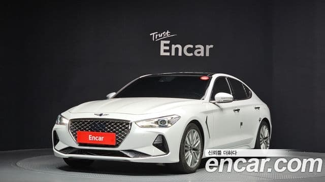 Genesis G70 Elite, 2020 1